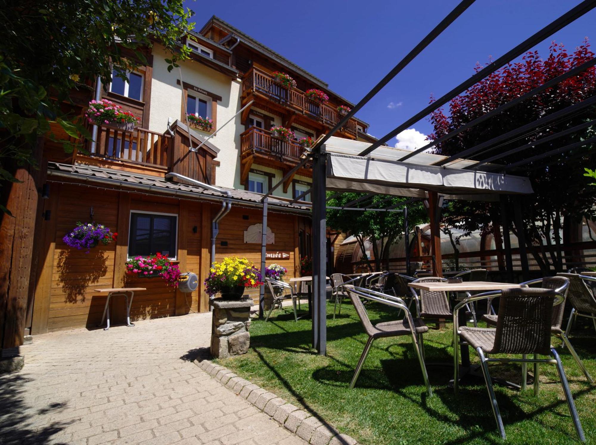 Hotel Les Autanes Spa-Balneotherapie & Restaurant Ancelle Exterior photo